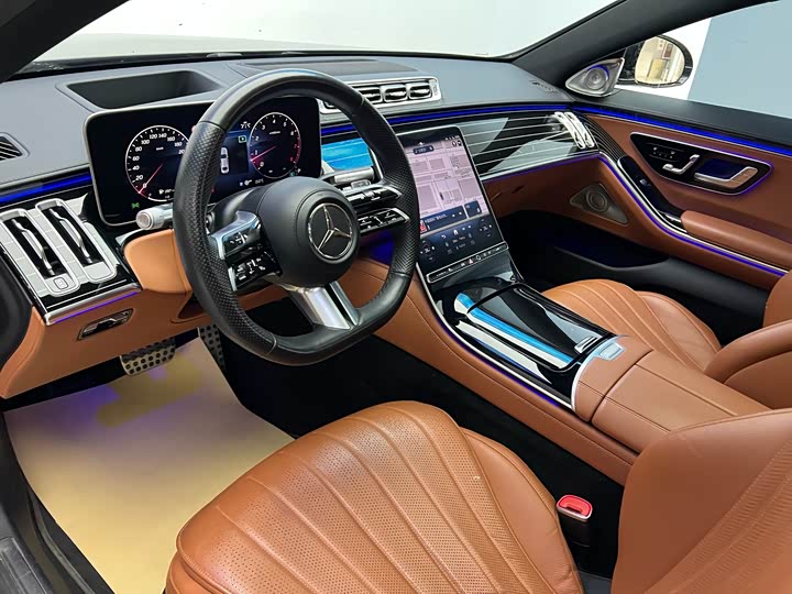 Фото 4 - Mercedes-Benz S-Class