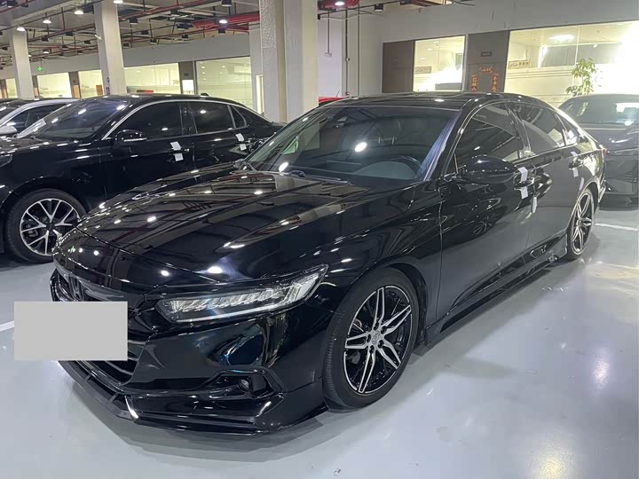 Фото 1 - Honda Accord