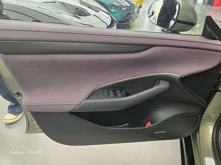 Фото 6 - Xiaomi SU7