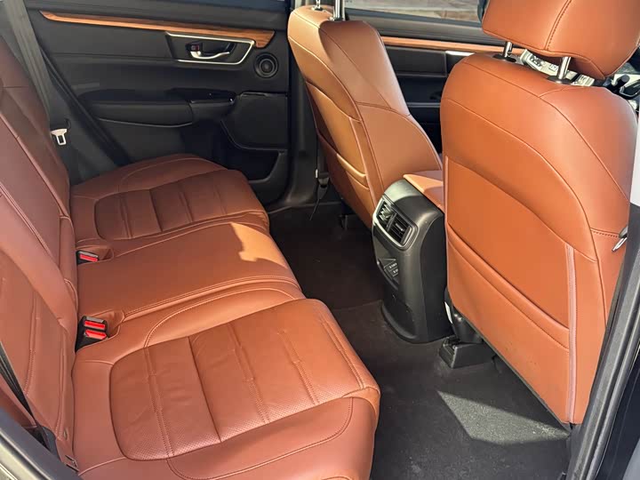 Фото 12 - Honda CR-V