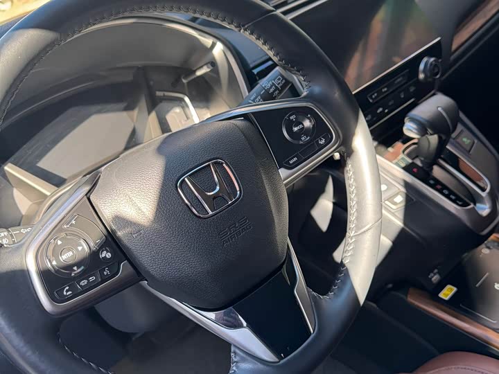 Фото 7 - Honda CR-V