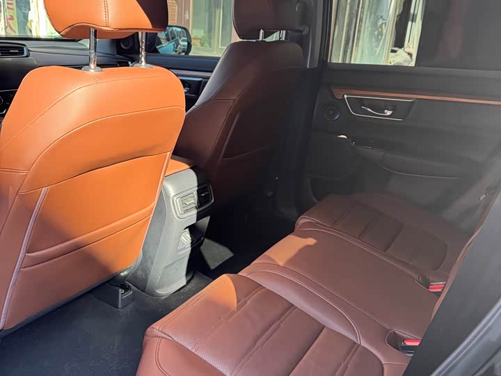 Фото 9 - Honda CR-V