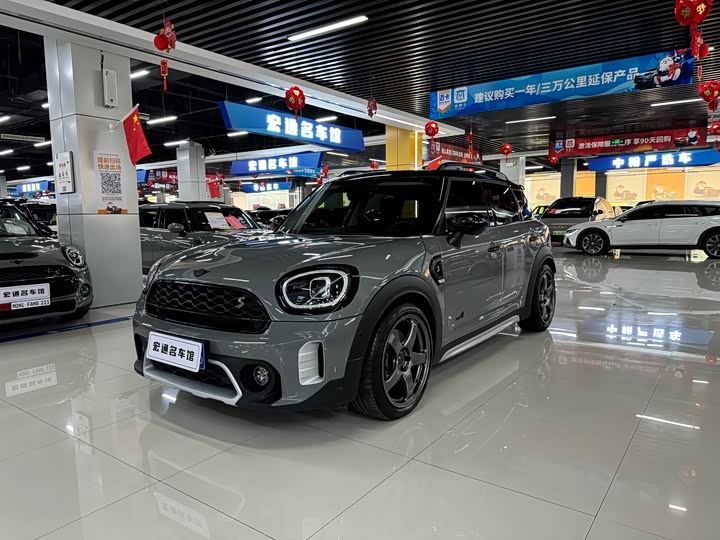 Фото 1 - Mini Countryman