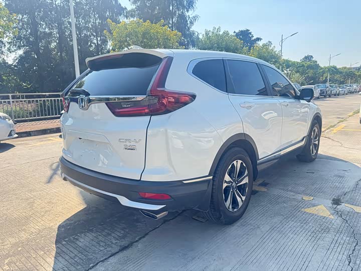 Фото 6 - Honda CR-V