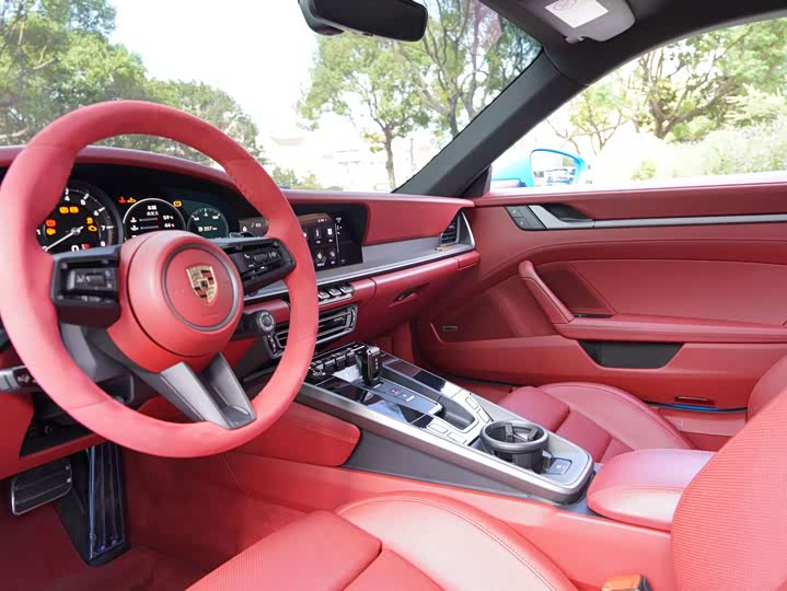 Фото 13 - Porsche 911