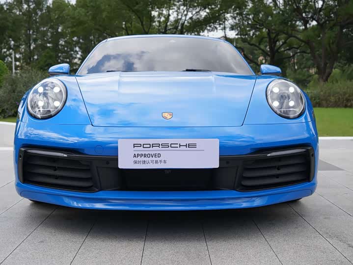 Фото 2 - Porsche 911