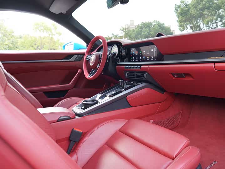 Фото 6 - Porsche 911