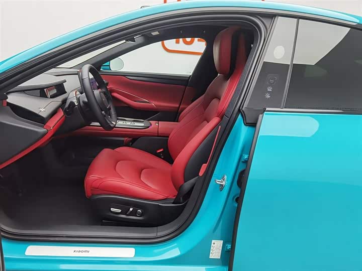 Фото 10 - Xiaomi SU7