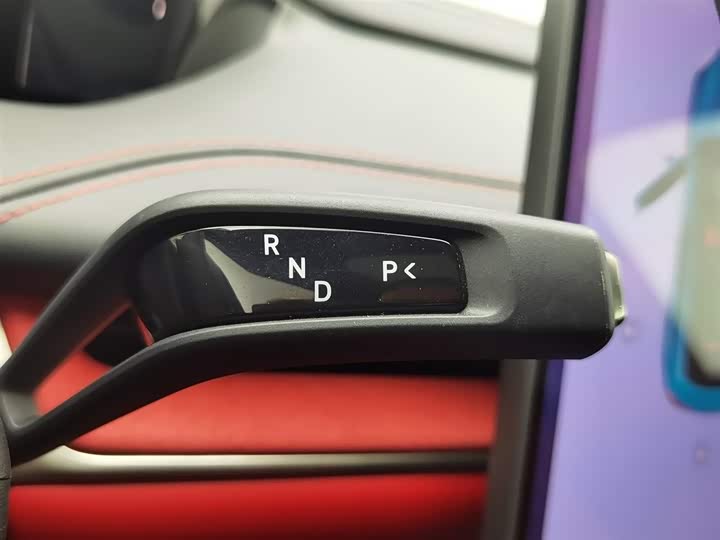 Фото 13 - Xiaomi SU7