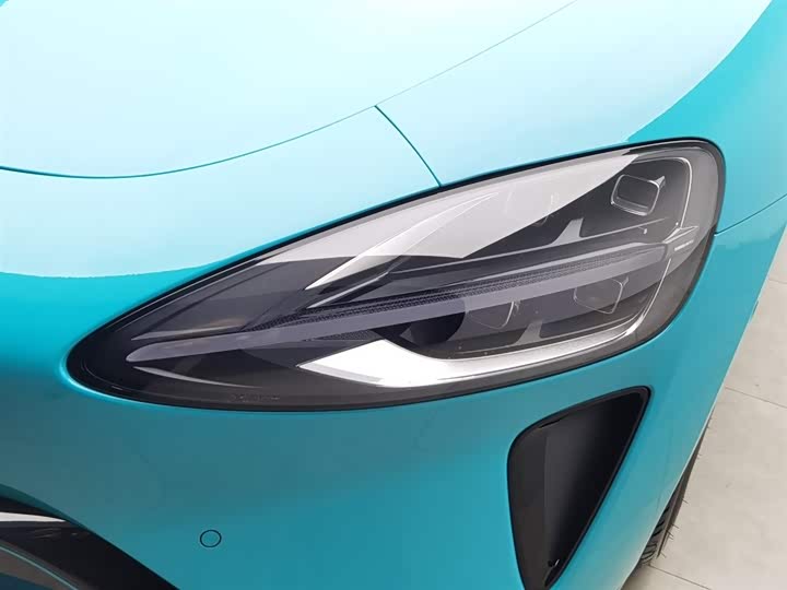 Фото 7 - Xiaomi SU7