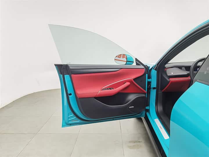 Фото 8 - Xiaomi SU7