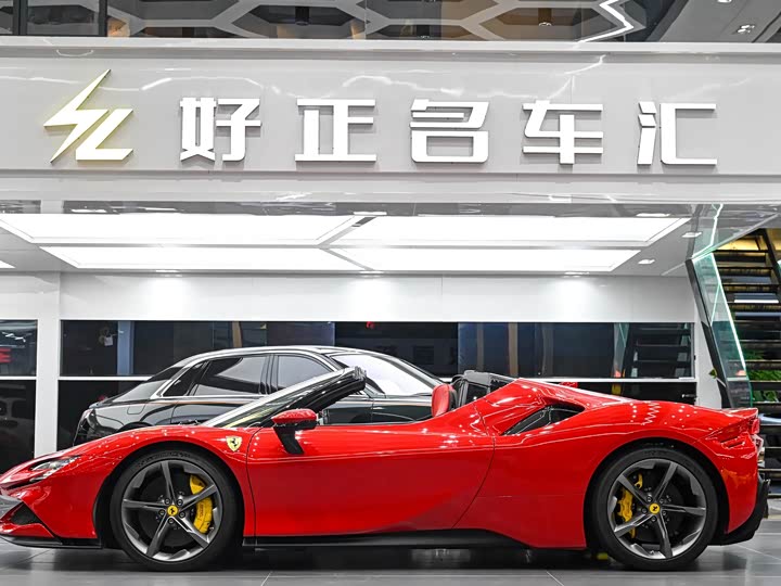 Фото 2 - Ferrari SF90