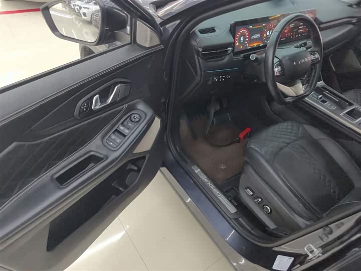 Фото 16 - Exeed TXL