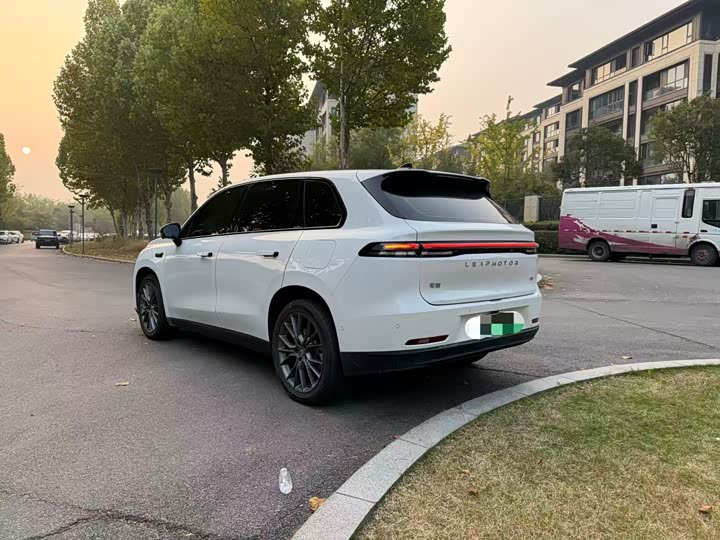 Фото 8 - Leapmotor C10