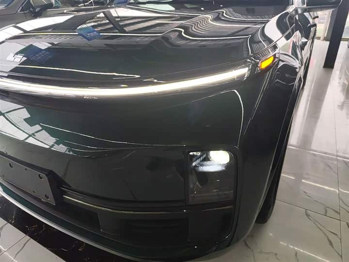 Фото 7 - LiXiang L8