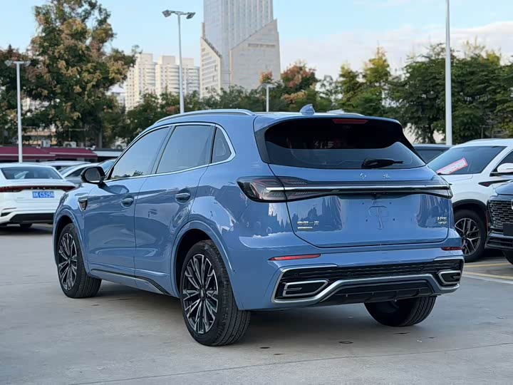 Фото 7 - Hongqi HS5