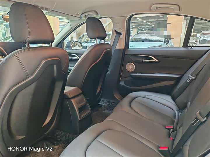 Фото 10 - BMW 1 Series