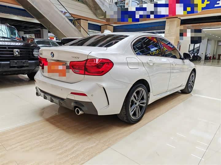 Фото 7 - BMW 1 Series