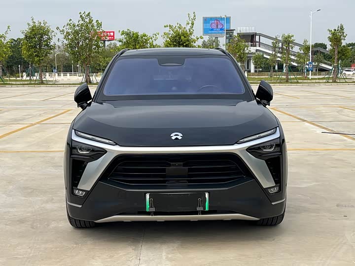 Фото 2 - Nio ES8