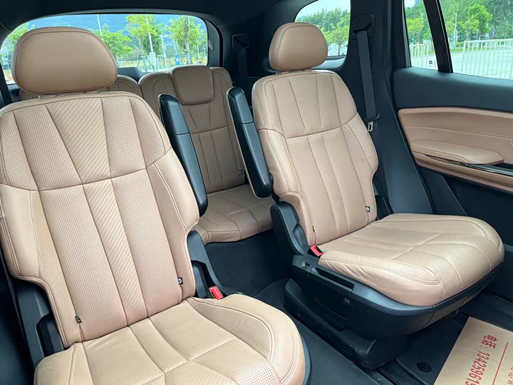 Фото 21 - Nio ES8