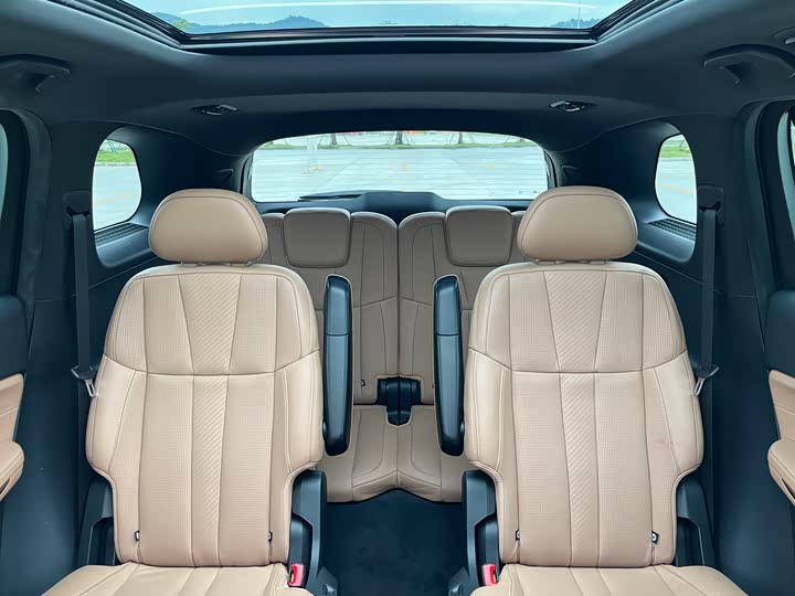 Фото 22 - Nio ES8