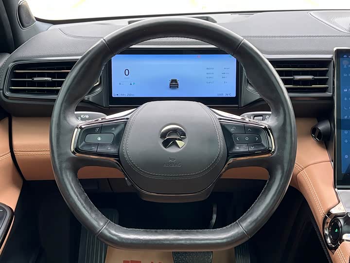 Фото 28 - Nio ES8