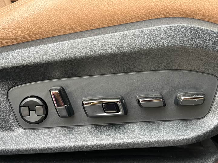 Фото 30 - Nio ES8