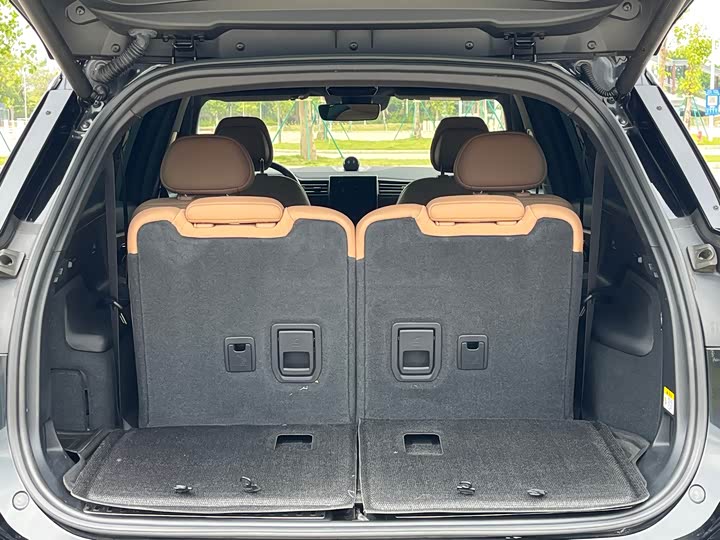 Фото 36 - Nio ES8