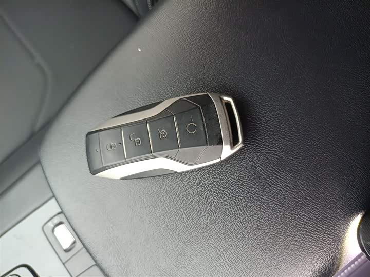 Фото 9 - BYD Song Pro