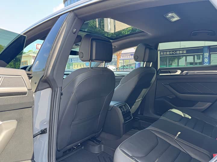 Фото 14 - Volkswagen CC