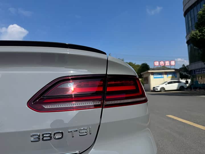 Фото 6 - Volkswagen CC