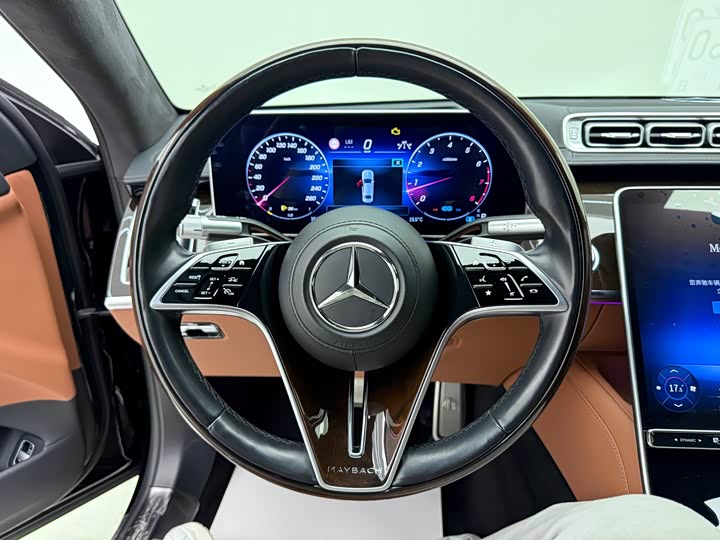 Фото 11 - Mercedes-Benz Maybach S-Class