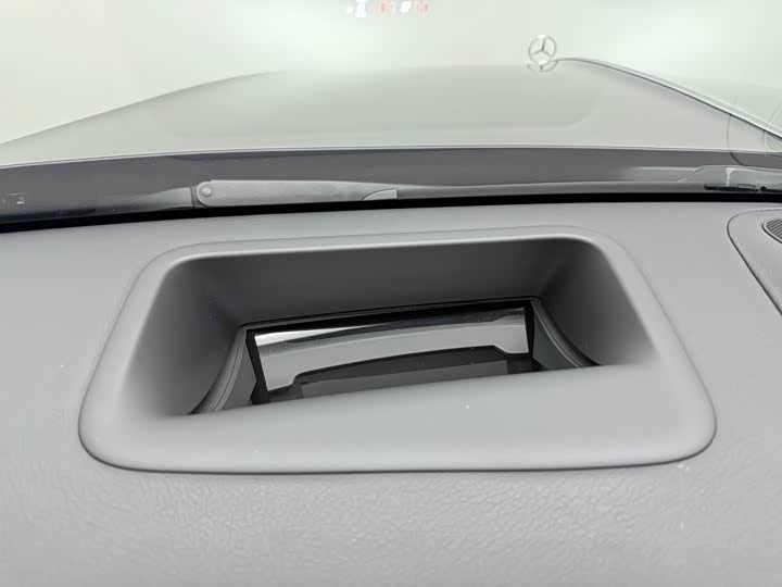 Фото 13 - Mercedes-Benz Maybach S-Class