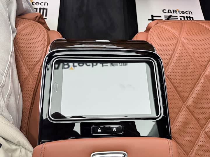 Фото 23 - Mercedes-Benz Maybach S-Class