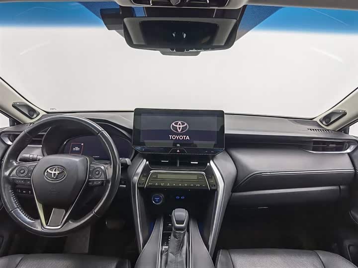 Фото 5 - Toyota Harrier