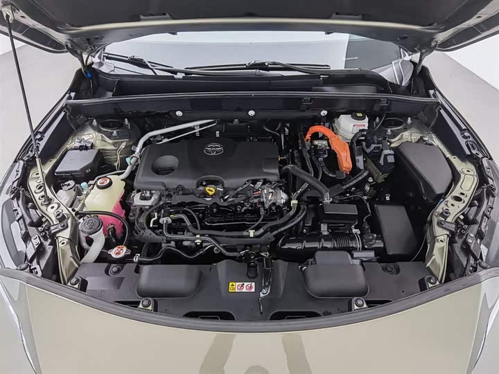 Фото 6 - Toyota Harrier