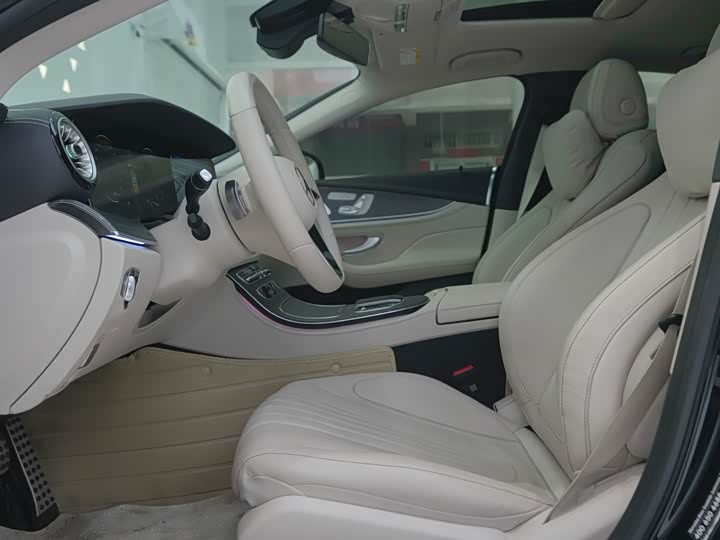 Фото 12 - Mercedes-Benz CLS-Class