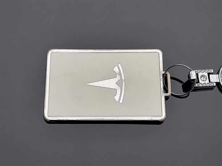 Фото 19 - Tesla Model 3