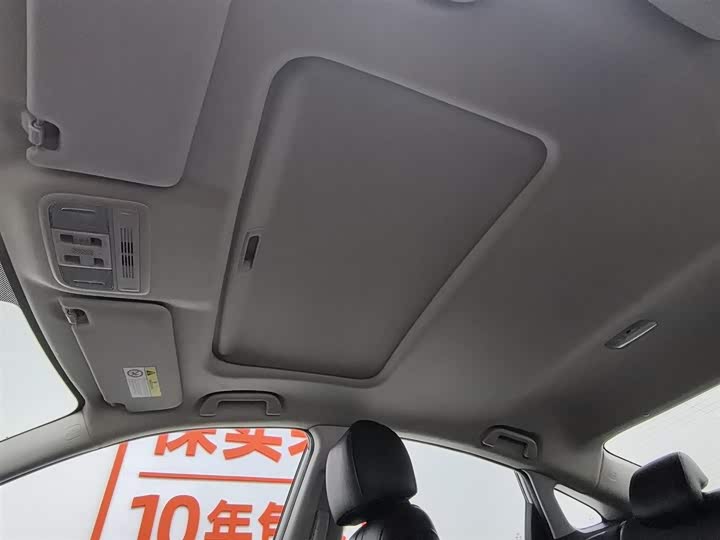 Фото 14 - Honda Civic