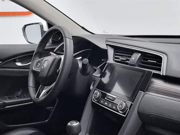 Фото 22 - Honda Civic