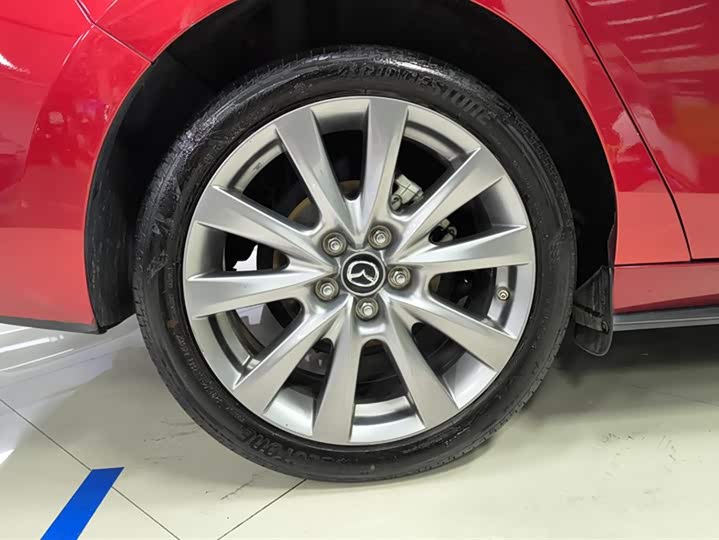 Фото 6 - Mazda 3 (Axela)