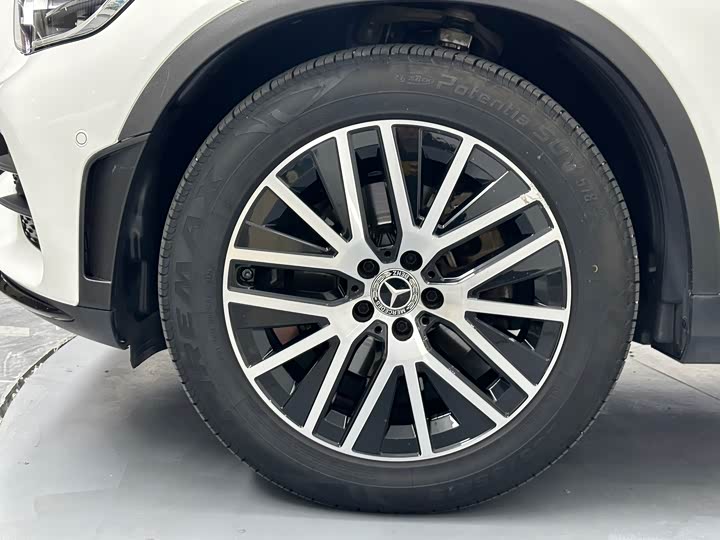 Фото 21 - Mercedes-Benz GLC-Class Coupe