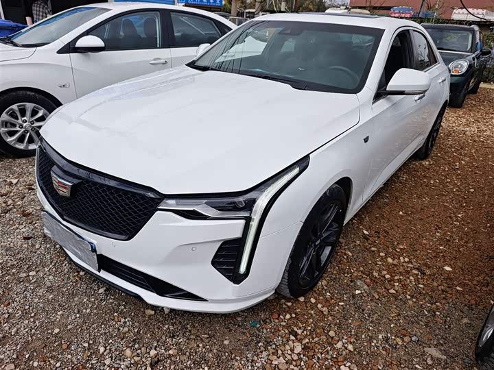 Фото 2 - Cadillac CT4