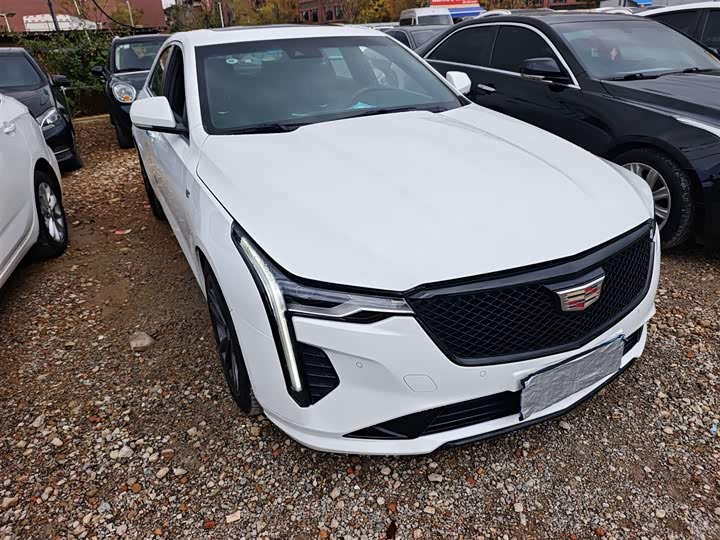 Фото 4 - Cadillac CT4