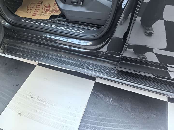 Фото 9 - Volkswagen Tayron