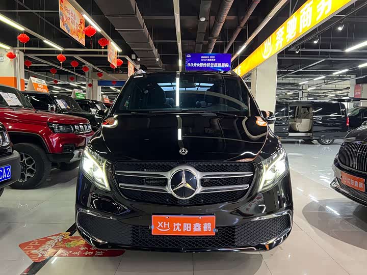 Фото 2 - Mercedes-Benz V-Class