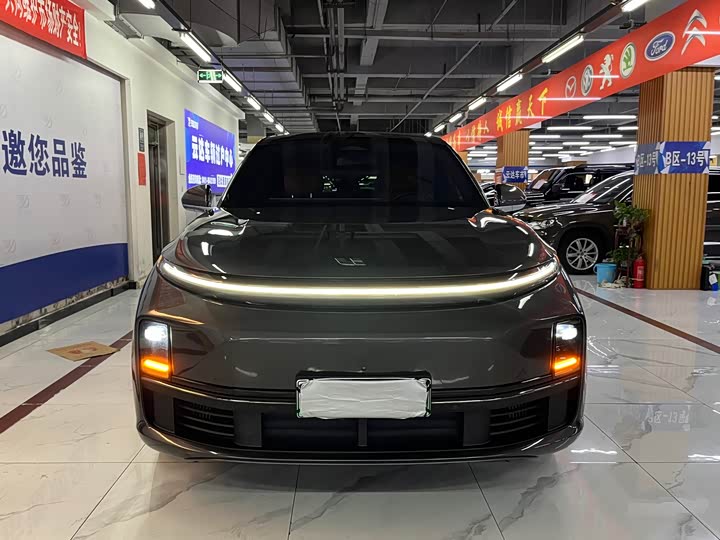 Фото 1 - LiXiang L7