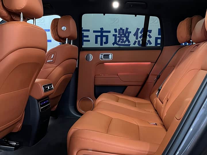 Фото 12 - LiXiang L7