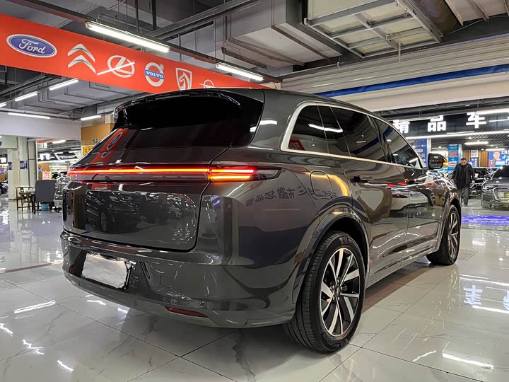 Фото 5 - LiXiang L7