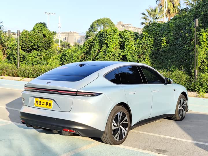 Фото 6 - Nio ET5